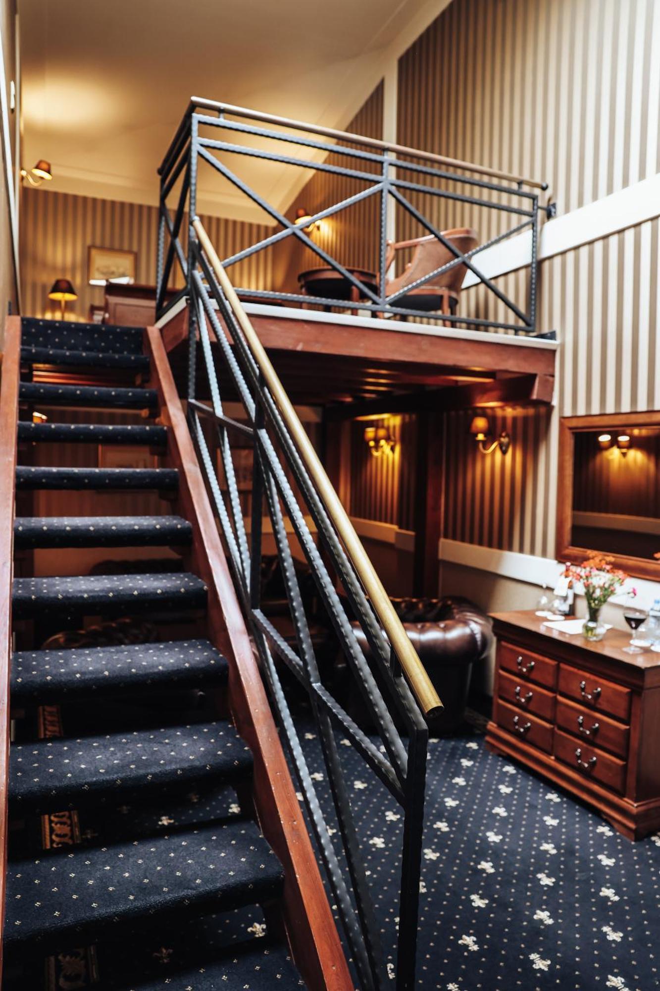 Hotel Diament Bella Notte Katowice - Хожув Экстерьер фото